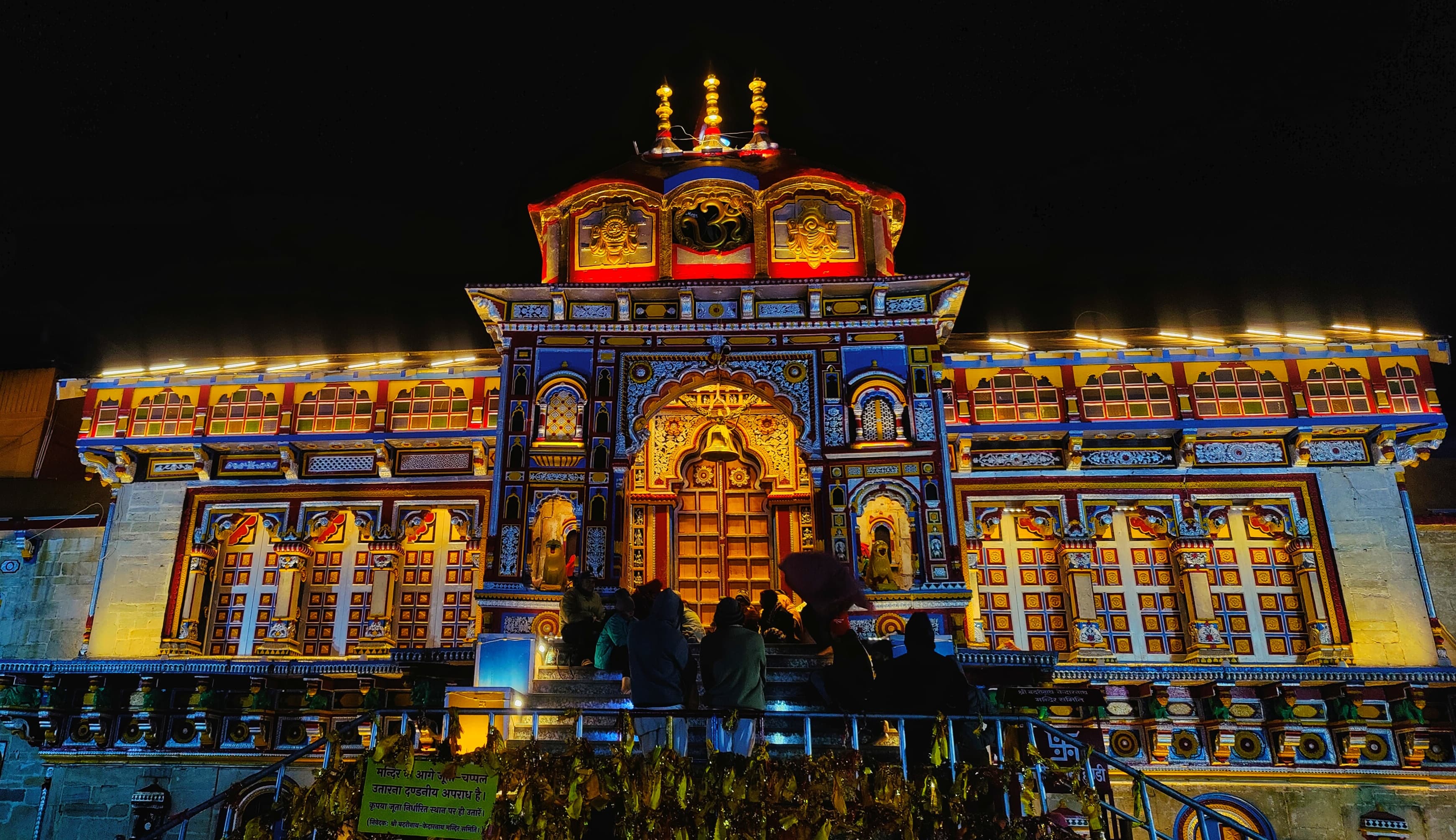 69d0d855b94f1_Badrinath_Temple__4_.jpg